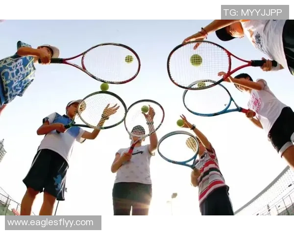 南京网球队的训练与比赛状态全景揭秘，网球巨献带你深入了解他们的奋斗历程